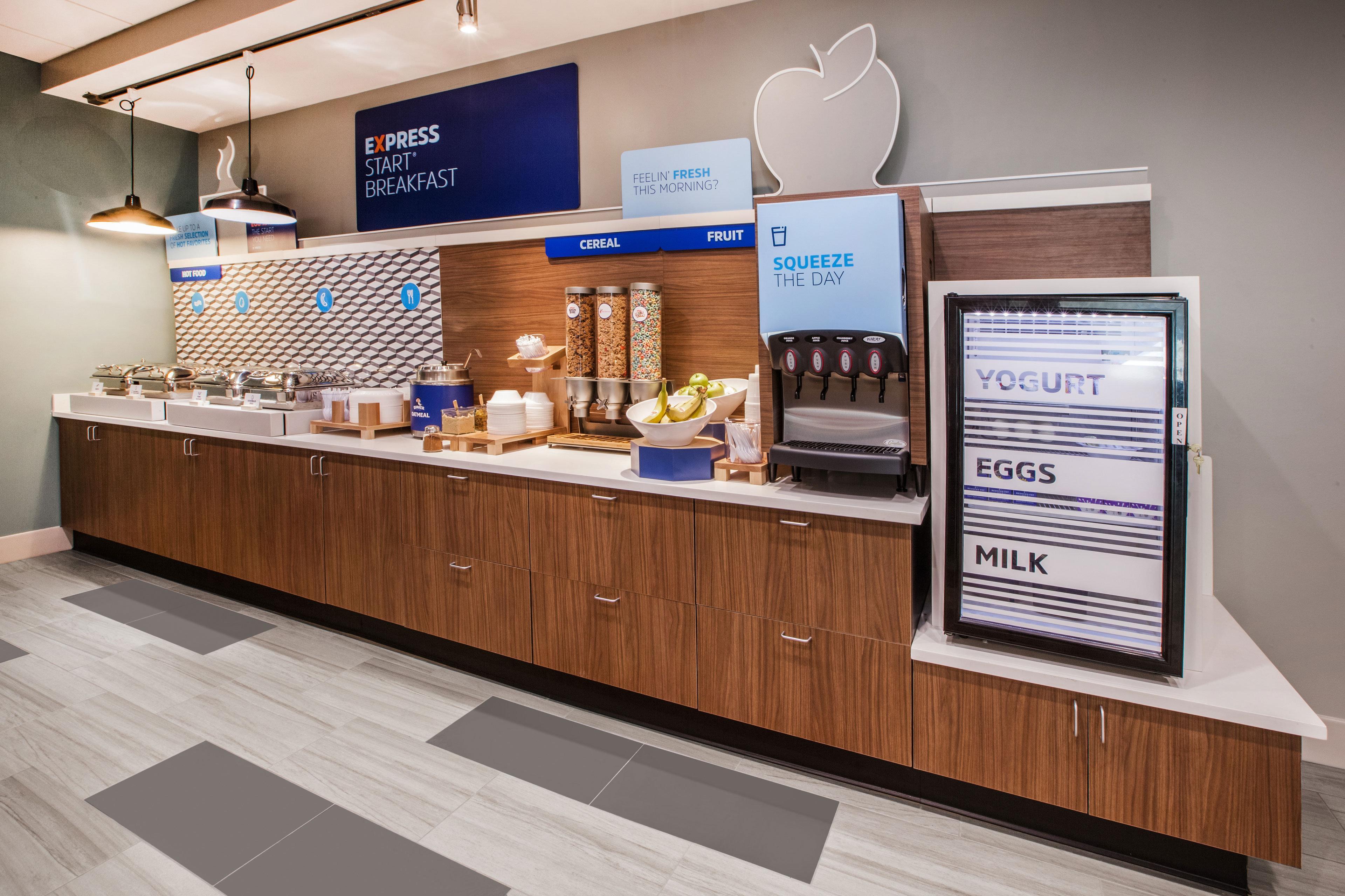 Holiday Inn Express & Suites Albany Airport Area - Latham By Ihg Экстерьер фото