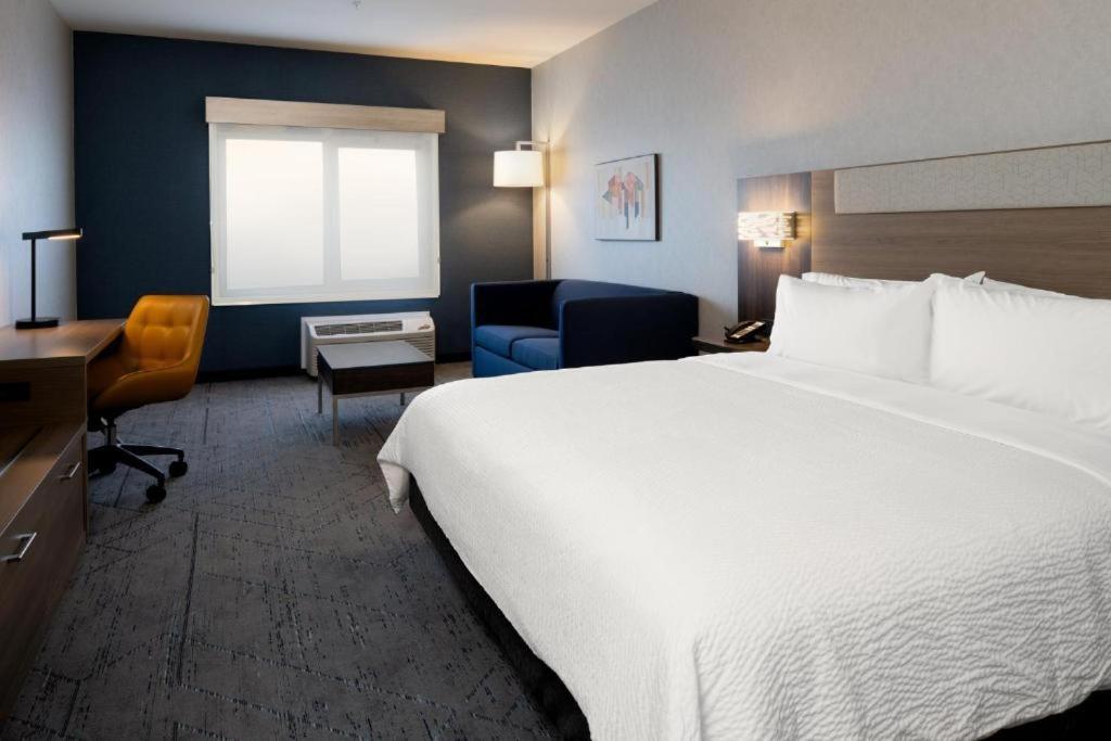 Holiday Inn Express & Suites Albany Airport Area - Latham By Ihg Экстерьер фото