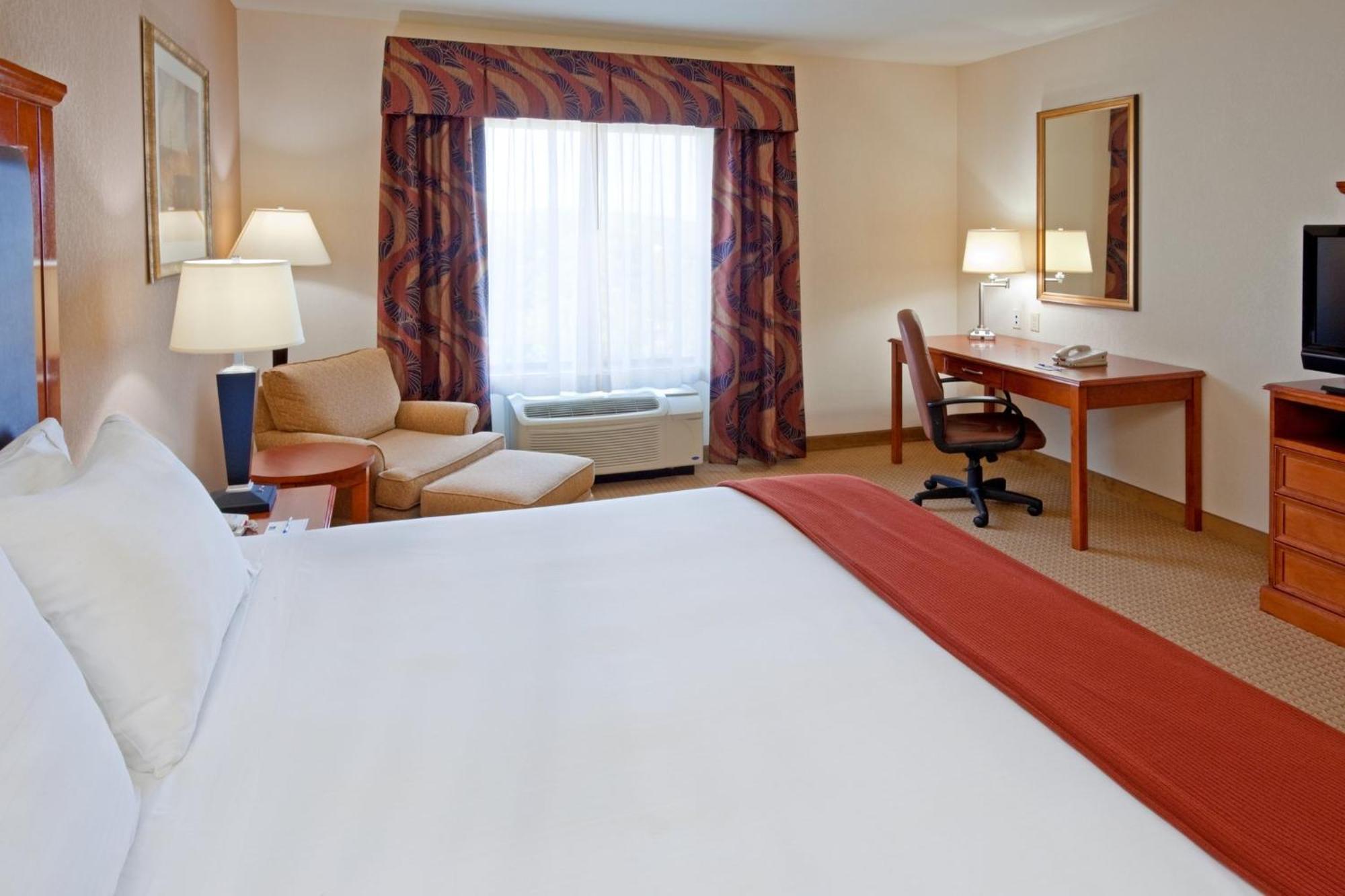 Holiday Inn Express & Suites Albany Airport Area - Latham By Ihg Экстерьер фото