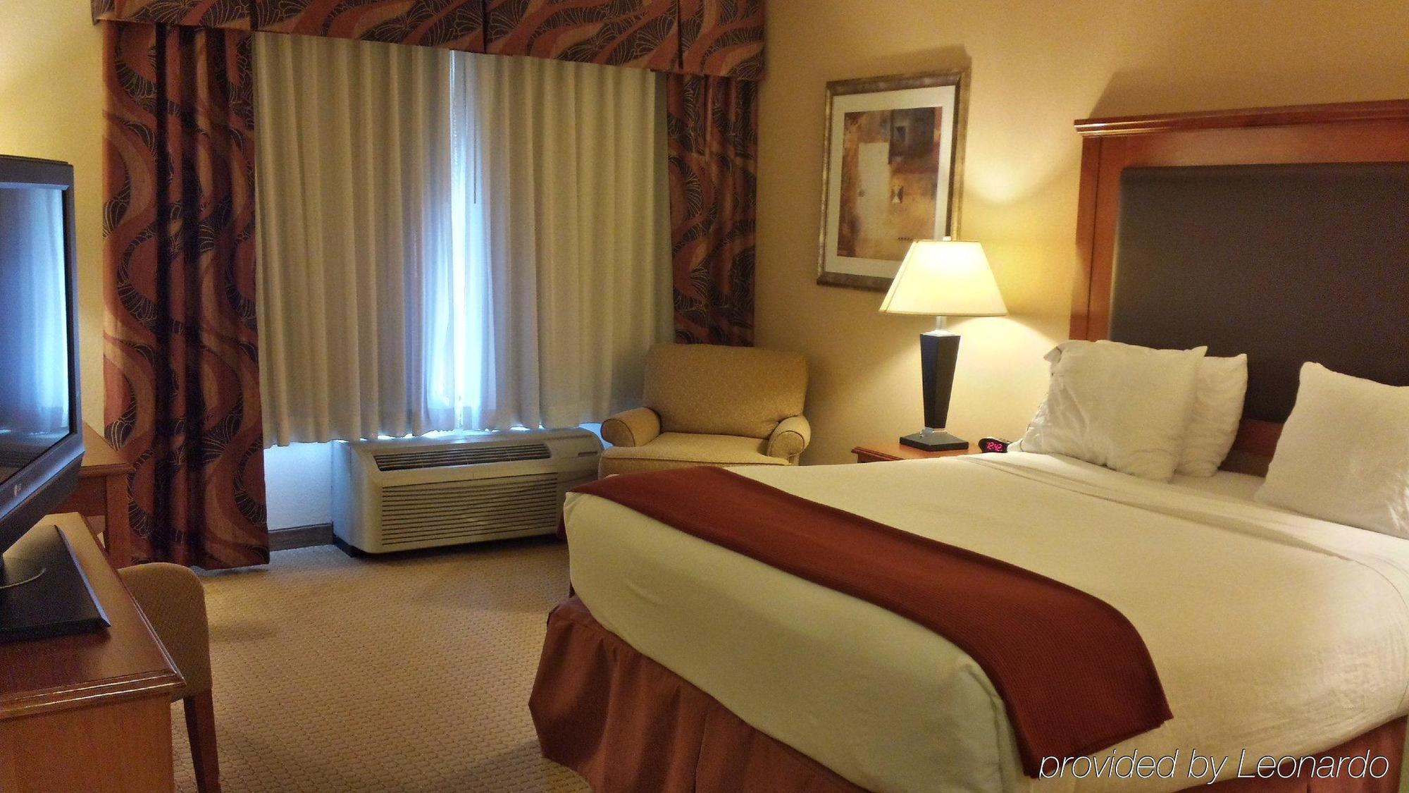 Holiday Inn Express & Suites Albany Airport Area - Latham By Ihg Экстерьер фото